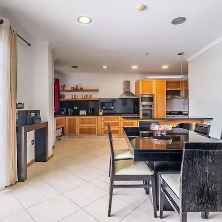 Holiday home Country Escape *