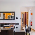 بيت للعطل Country Escape *